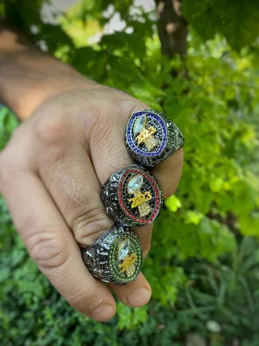 Vista 7 de Anillo de trofeo del campeonato de fútbol de fantasía 2023 Premio chapado en bronce negro para el ganador de la Liga de Fútbol Fantasía
