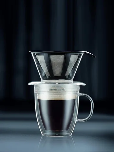Vista 5 de Bodum Juego de gotero de café de 12 onzas con taza de doble pared y filtro permanente reutilizable, plástico, sin BPA, transparente