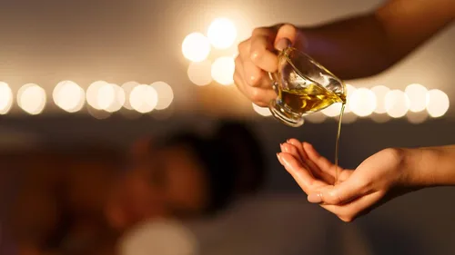 Vista 5 de Aceites de masaje de eucalipto para relajación de tejidos profundos, 128 onzas, a granel, mezcla de aceites de grado prémium perfecta