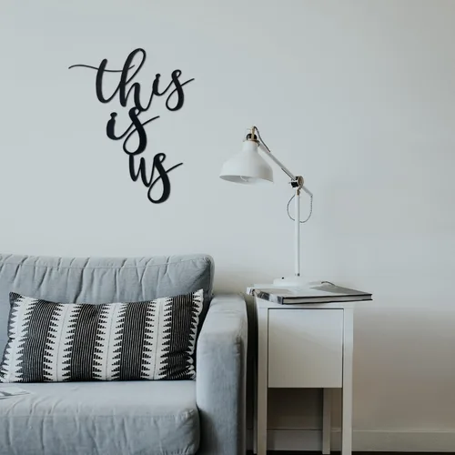 Vista 2 de This is Us - Arte de pared de metal - 17 x 22 pulgadas - Negro
