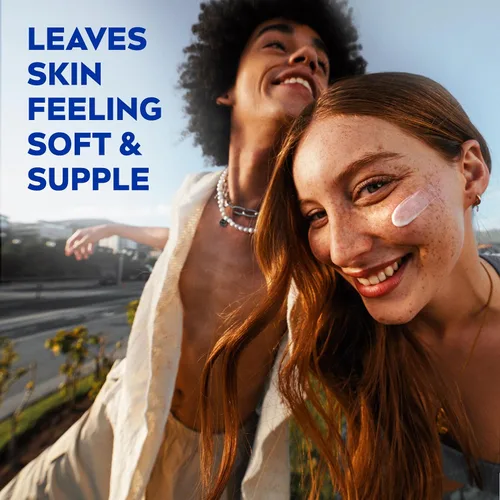 Vista 4 de Crema hidratante Nivea Soft para suavidad refrescante, con aceite de jojoba y Vitamina E, bote de 6.8 onzas