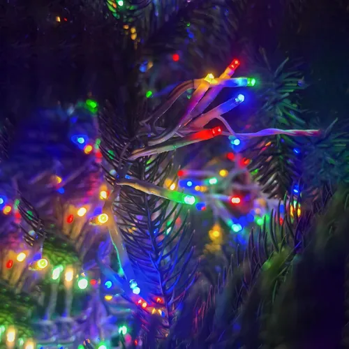 Vista 7 de Guirnalda de 400 luces LED en racimo – 19.56 pies de luces impermeables multicolor para exteriores, tira de luces enchufables para interiores