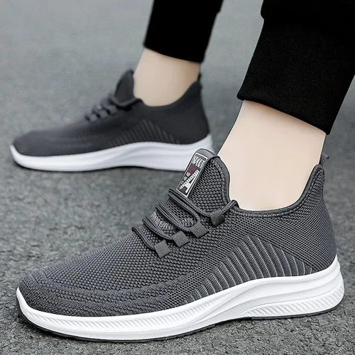 Vista 2 de SNGSHJ Zapatos blancos para hombre, zapatos deportivos para hombre, zapatos de baloncesto cómodos para otoño e invierno para hombre