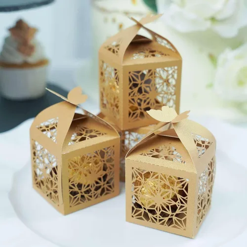 Vista 14 de Efavormart - 25 cajas de dulces con estampado de encaje con estampado de mariposa plateada, elegantes cajas de regalo con forma de mariposa