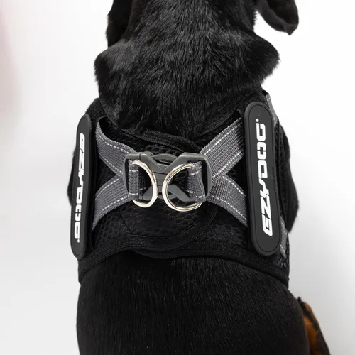 Vista 8 de EzyDog FORMFIT Arnés para perro de tamaño pequeño, color negro, XS
