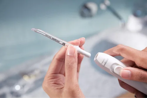 Vista 12 de Philips Sonicare Irrigador Dental 3000, Blanco, HX3711/20