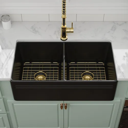 Vista 3 de Fregaderos de cocina de porcelana cerámica negra de 33 pulgadas, fregadero de granja frontal con delantal con accesorios dorados, fregadero profundo