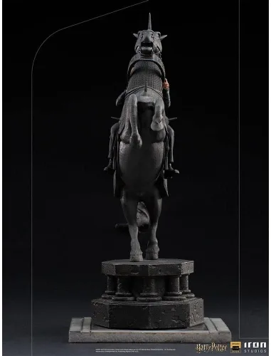 Vista 10 de Iron Studios - Harry Potter - Escala de Arte Deluxe 1/10 - Ron Weasley en la estatua de ajedrez del mago