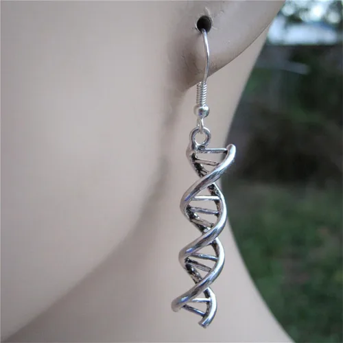 Vista 2 de Aretes colgantes de microscopio para mujeres y niñas, microscopio de personalidad, gen molecular, ADN, aretes dobles de científicos, aretes hechos a