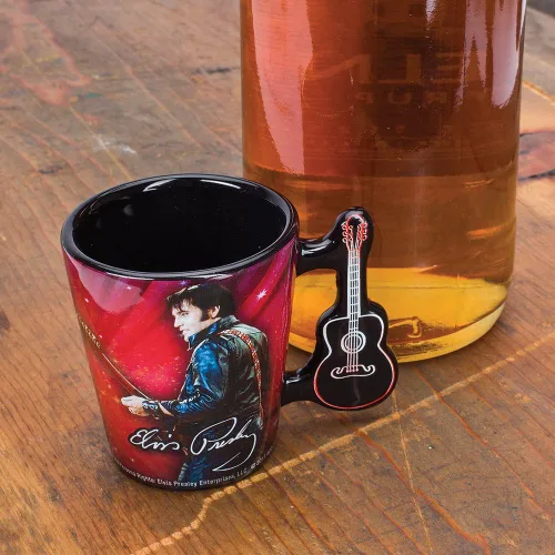 Vista 2 de Midsouth Products Elvis - Vaso de chupito con nombre '68 en luces con mango de guitarra