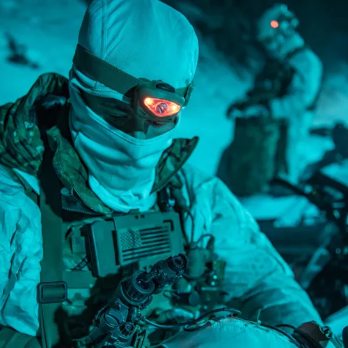 Vista 6 de Princeton Tec Vizz Tactical - Linterna frontal LED (420 lúmenes, negro), talla única