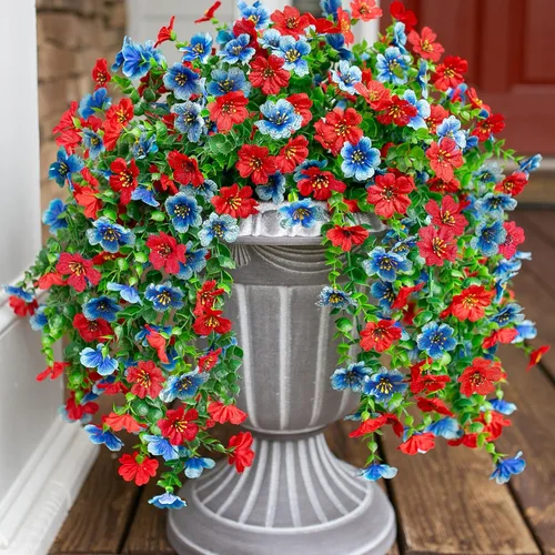 Vista 19 de Flores artificiales colgantes de imitación para decoración exterior de otoño, 2 piezas de violetas de seda falsas con eucalipto, resistentes a