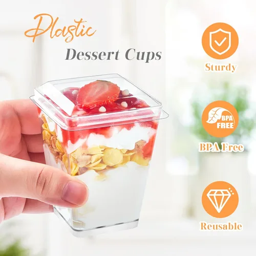 Vista 3 de Kucoele Paquete de 100 tazas de postre de plástico de 5 onzas con tapas y cucharas, tazas de parfait transparentes, tazas de pudín, mini tazas