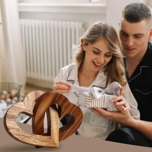Vista 4 de Lightzz - Adorno de corazón de madera hecho a mano para compromiso, boda, aniversario, día de San Valentín, regalo de cumpleaños para ella, él