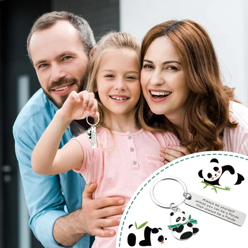 Vista 5 de Kit de regalo con temática de panda de 3 piezas para mujeres, taza de panda, calcetín y llavero, linda taza para fiesta de Navidad, regalo