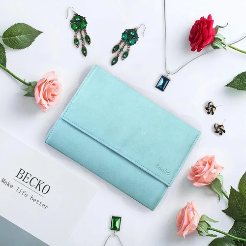 Vista 6 de Becko - Organizador de joyas para múltiples collares anillos pulseras de piel flexible y gamuza gran capacidad sin arrugas ligero portátil