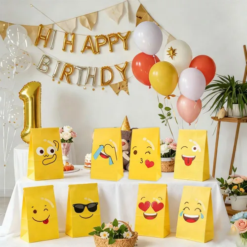 Vista 6 de VstarOne 24 bolsas de dulces – Emoticons bolsas de fiesta con calcomanías, 24 calcomanías, bolsa de papel kraft para bodas, nacimientos