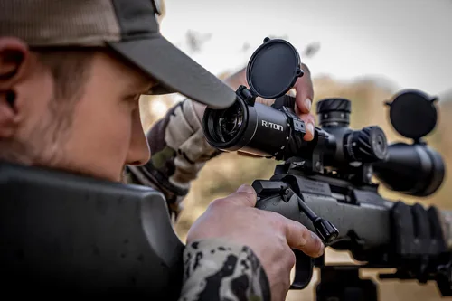 Vista 8 de Riton Optics Series 5 Conquer 5-25x56 MOA Riflescope Primer plano focal HD Retícula iluminada de vidrio con retícula integrada extraíble de dos