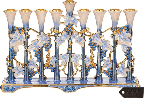 Vista 11 de Candelabro Menorá de Esmalte Pintado a Mano con Diseño de Palomas y Flores