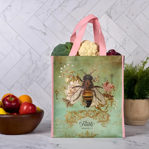 Vista 3 de Christian Art Gifts Bolsa de compras reutilizable floral Bumble Bee Versículo bíblico de fe, multicolor, Romanos 5:1, fácil de sostener, bolso Verde