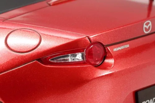 Vista 4 de Tamiya 24342 1/24 Mazda MX-5 Kit de modelo de plástico (TAM24342)