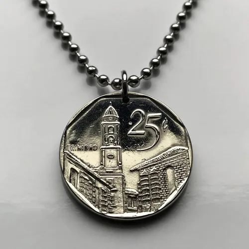 Vista 2 de 2008 Cuba 25 Centavo coin pendant Trinidad Sancti Spiritus Church of San Francisco de Asis Havana Camagüey Holguín Santa Clara Guantánamo Baracoa
