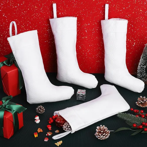 Vista 4 de Aodaer 12 Piezas de Medias de Navidad Lisas de Sublimación en Yute, Medias Colgantes para Árbol, Chimenea, DIY, Impresión por Transferencia de Calor