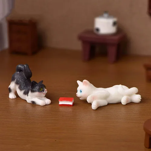 Vista 5 de Juego de 10 piezas de juguetes de personaje de gato Kawaii para decoración de tartas, figuras de gato, decoración de escritorio, regalo de Navidad