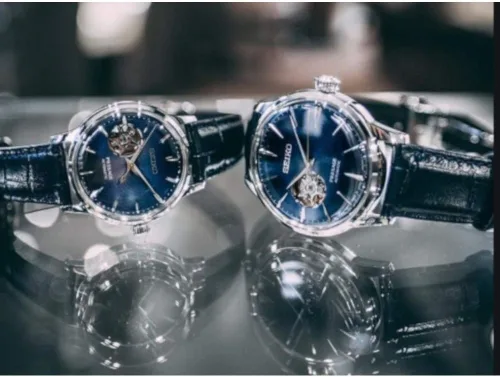 Vista 8 de SEIKO Presage Reloj automático de cuero azul con esfera azul SSA785J1, Azul, Moderno