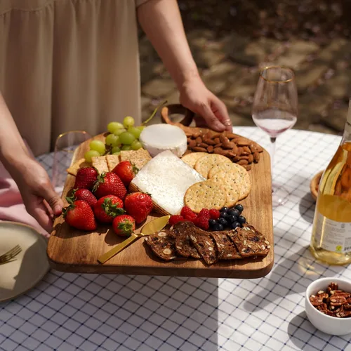 Vista 4 de Tabla de servir grande Twine, accesorios para tablas de charcutería, bandeja de servir para aperitivos, tabla de cortar grande, bandeja de servir