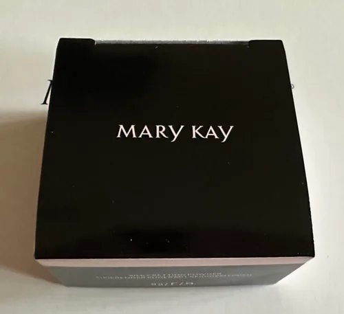 Vista 3 de Mary Kay Polvo de ajuste sedoso 0.28 oz marfil medio claro 175891