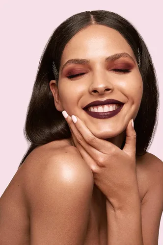 Vista 4 de Lápiz definidor de cejas – Extra oscuro por Carter Beauty para mujer – Lápiz de cejas de 0.007 onzas