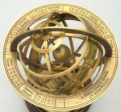 Vista 4 de RedSkyTrader Globo Celestial Armilar con Acabado Antiguo de Latón con Grabados del Zodiaco