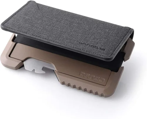 Vista 4 de Dango T01 Billetera táctica EDC - Hecha en Estados Unidos - Cuero genuino, Multiherramienta, Bloqueo RFID