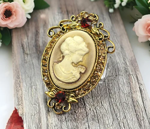 Vista 3 de Gyn&Joy Womens Crystal Rhinestones Flower Vintage Antique Cameo Brooch Pin