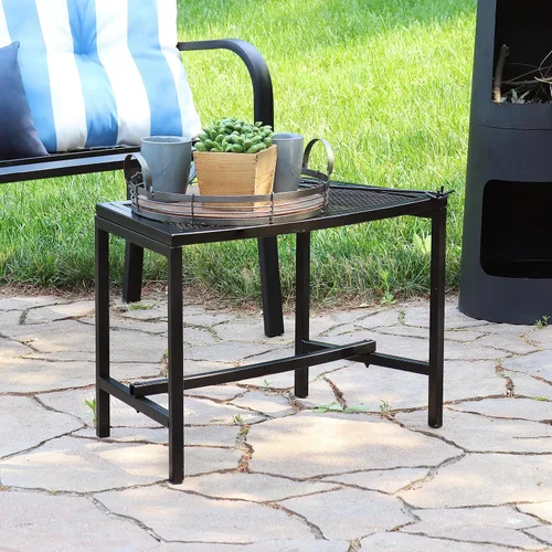 Vista 5 de Sunnydaze Banco curvado de malla para exteriores, juego de banco de metal para patio, asientos exteriores resistentes para patio trasero o hoguera