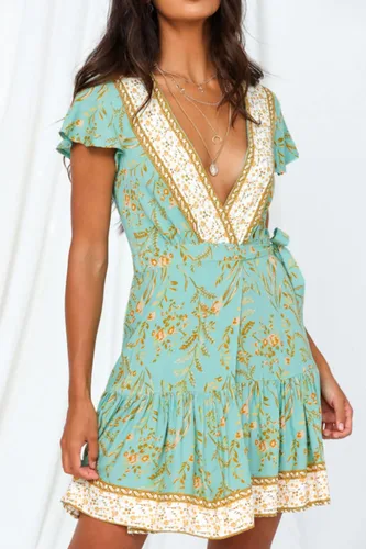 Vista 8 de ZESICA - Vestido corto y cruzado para mujer, diseño de verano 2024 con cuello en V, estampado floral bohemio, acampanado, con volantes, para playa