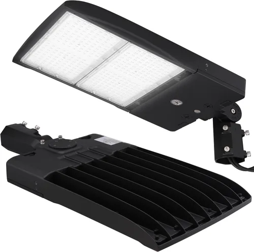 Vista 55 de RuggedGrade Vatiaje de luz LED NextGen IV de 100 W para estacionamiento Negro