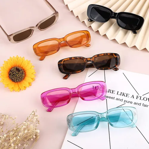 Vista 4 de URATOT Gafas de sol rectangulares pequeñas para mujer estilo retro estilo vintage con marco ancho con bolsa de almacenamiento