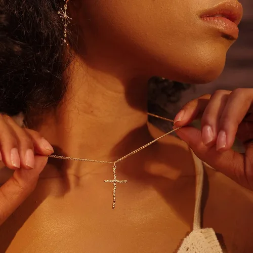 Vista 129 de Fettero - Collar con dije de cruz de fe, chapado en oro de 14 K, cadena fina, minimalista, simple, pequeña, para oración, regalo de joyería religiosa