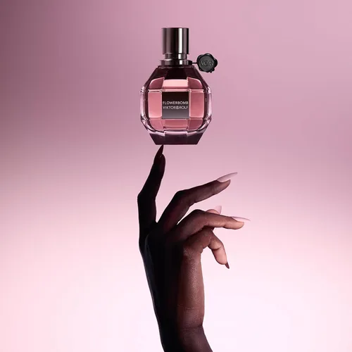Vista 5 de Viktor&Rolf - Flowerbomb Eau de Parfum - Perfume para mujer - Floral y amaderado - Con notas de vainilla, jazmín y rosa
