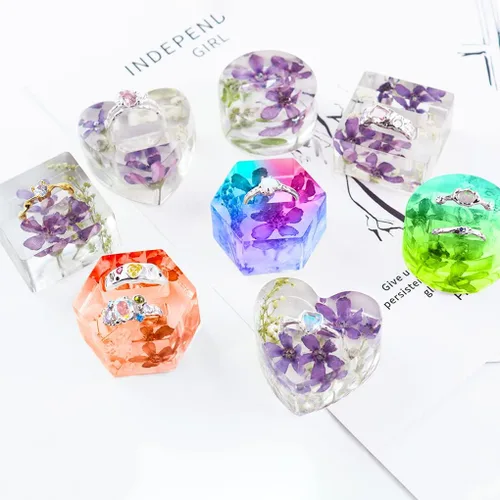 Vista 7 de Molde de resina para anillos de 8 cavidades, moldes de silicona para resina epoxi, corazón, redondos, cuadrados hexagonales para exhibir joyas