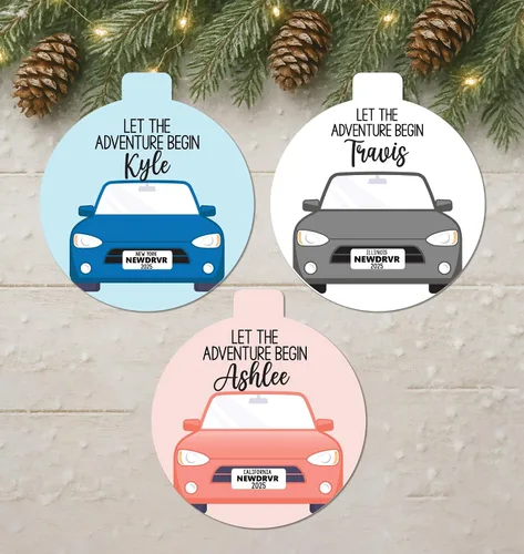 Vista 7 de Adorno personalizado de New Driver 2025 Celebra la nueva licencia con recuerdo de nombre personalizado Aluminio de doble cara para el primer auto