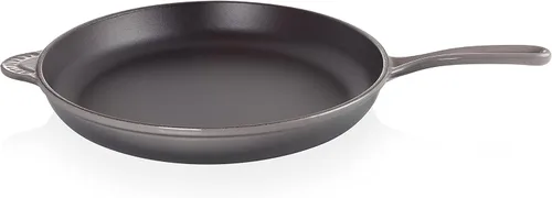 Vista 4 de Le Creuset Sartén ovalada de hierro fundido esmaltado de 15.75 pulgadas, llama