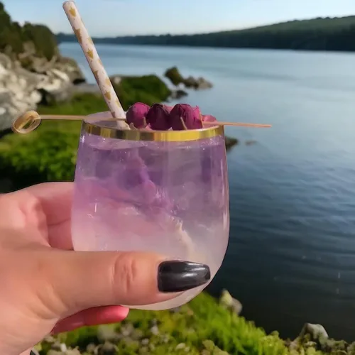 Vista 8 de Paquete de 36 copas de vino desechables de plástico sin tallo, borde dorado