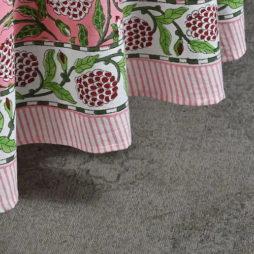 Vista 32 de Ridhi Mantel redondo estampado a mano color rosa flamenco 110 pulgadas 100%