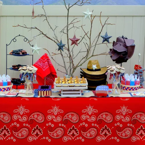Vista 4 de PHOGARY Mantel de fiesta occidental de 2 piezas, bandana desechable con temática de vaquero, mantel de plástico con estampado de cachemira roja
