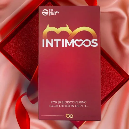 Vista 4 de GUATAFAC INTIMOOS - El mejor juego de cartas para parejas para él, ella y parejas