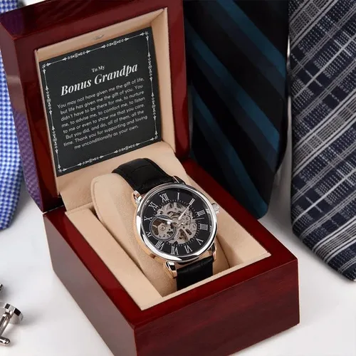 Vista 2 de Reloj calado para hombre con tarjeta de mensaje especial, regalo de cumpleaños para abuelo, día del padre, abuelo adoptivo, bono de agradecimiento
