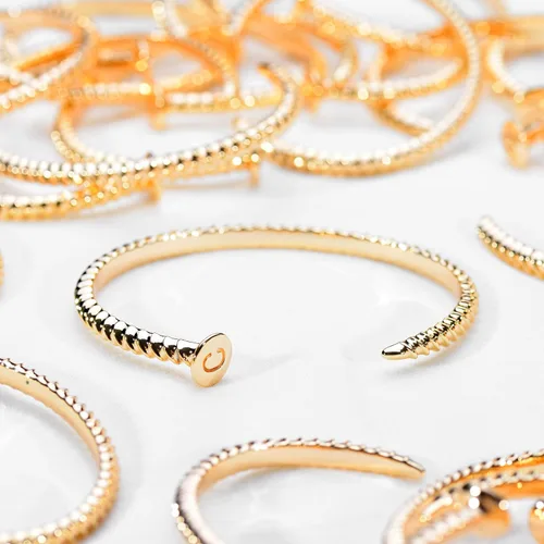 Vista 6 de Bemoly Pulsera de uñas para mujer, chapada en oro de 14 quilates, pulsera con inicial de tornillo, regalos inspiradores para niñas, pulsera ajustable